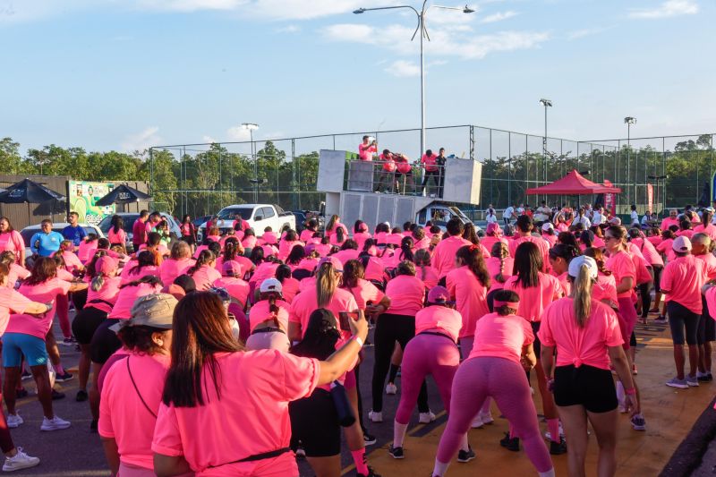 ll Corrida das Mulheres com usuários dos CRAS na Orla de Ananindeua