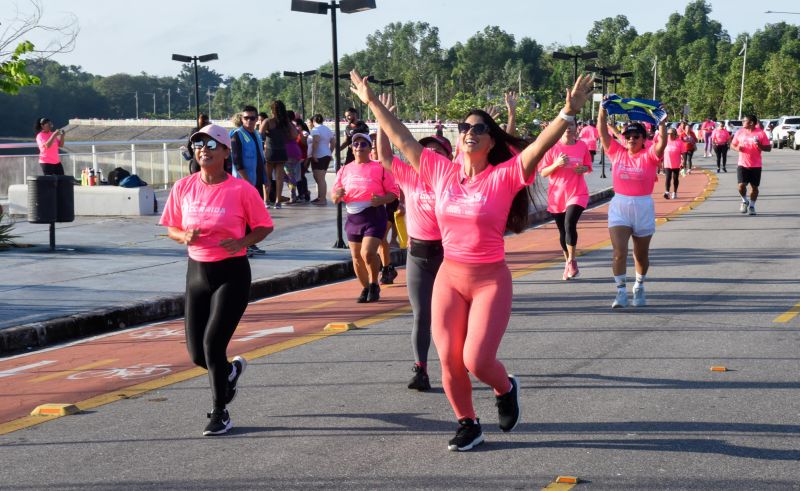 ll Corrida das Mulheres com usuários dos CRAS na Orla de Ananindeua