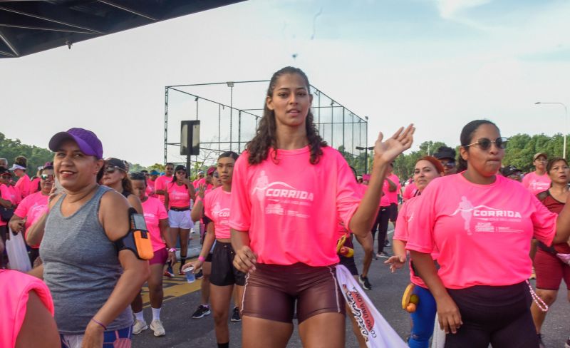 ll Corrida das Mulheres com usuários dos CRAS na Orla de Ananindeua