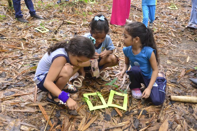 Projeto Águas de Março na Eco-escola municipal Ana Maria da Silva Souza no Icuí Guajará