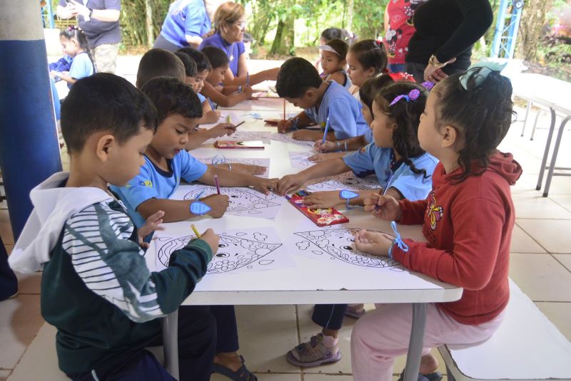 Projeto Águas de Março na Eco-escola municipal Ana Maria da Silva Souza no Icuí Guajará