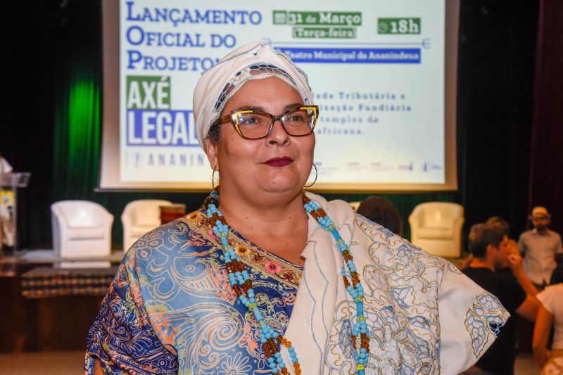 Lançamento do Projeto Axé Ananin Legal no teatro municipal