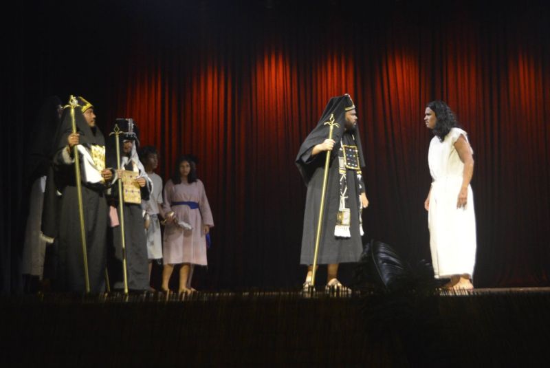 Sábado Cultural com cortejo Paixão de Cristo e Espetáculo Paixão de Cristo no Teatro Municipal