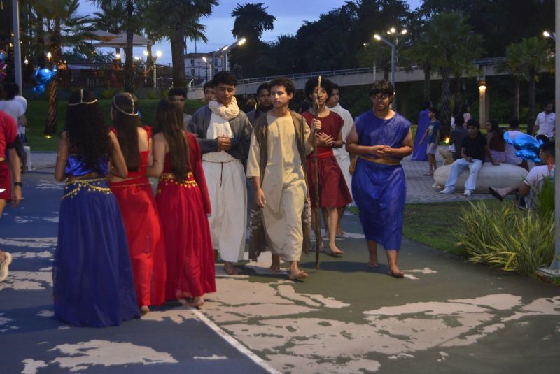 Sábado Cultural com cortejo Paixão de Cristo e Espetáculo Paixão de Cristo no Teatro Municipal