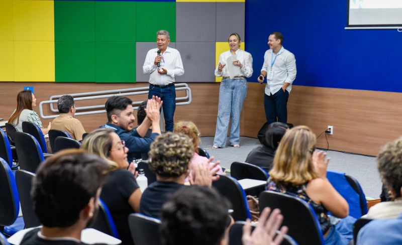 1º Encontro de Alinhamento de Pessoas no Auditório da Estácio