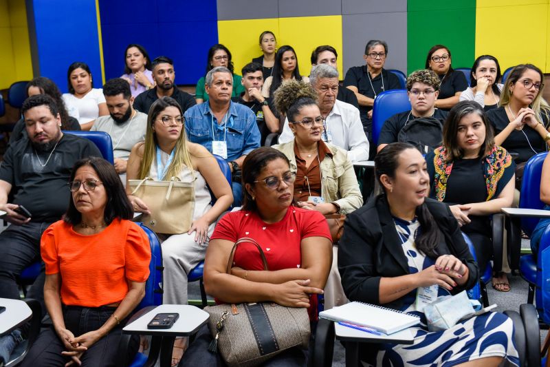 1º Encontro de Alinhamento de Pessoas no Auditório da Estácio
