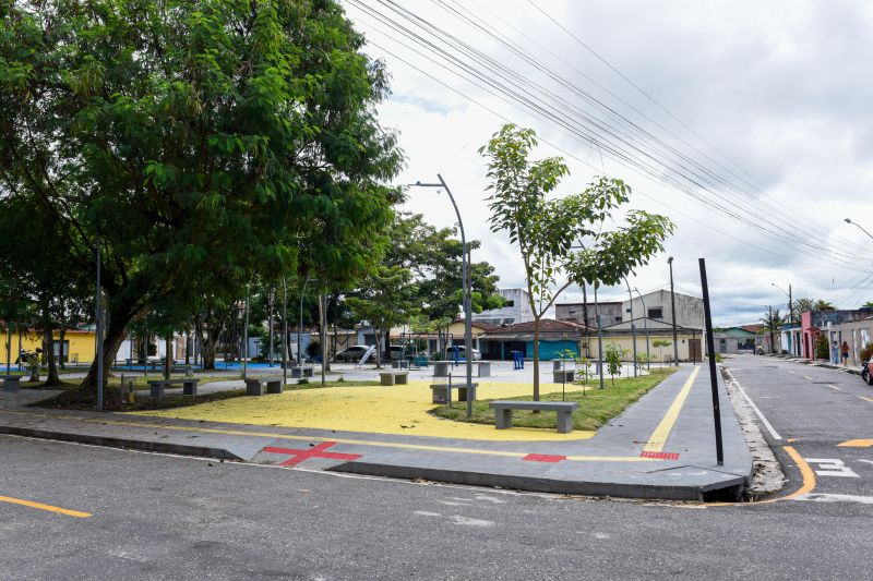 Praça Eliana Aranha no conj Geraldo Palmeira bairro Distrito Industrial