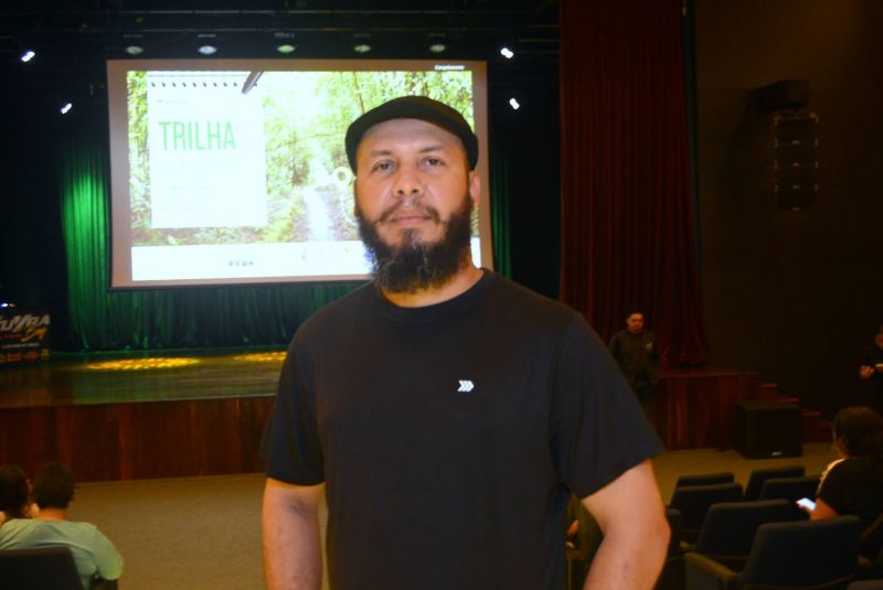 Workshop Planejamento e Gestão de Trilhas Ecológicas no teatro Municipal de Ananindeua