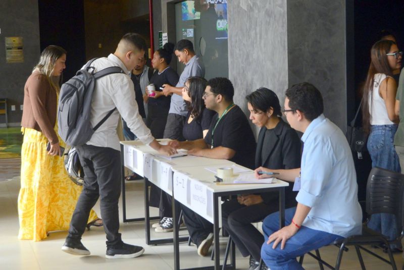Workshop Planejamento e Gestão de Trilhas Ecológicas no teatro Municipal de Ananindeua