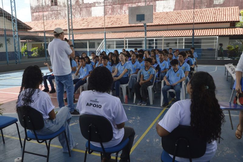 Diálogos Sustentáveis com várias atividades voltadas à Educação Ambiental na escola municipal Álvaro Adolfo
