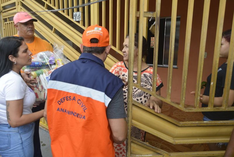 Entrega de apoio Alimentar nas áreas atingidas pelas chuvas