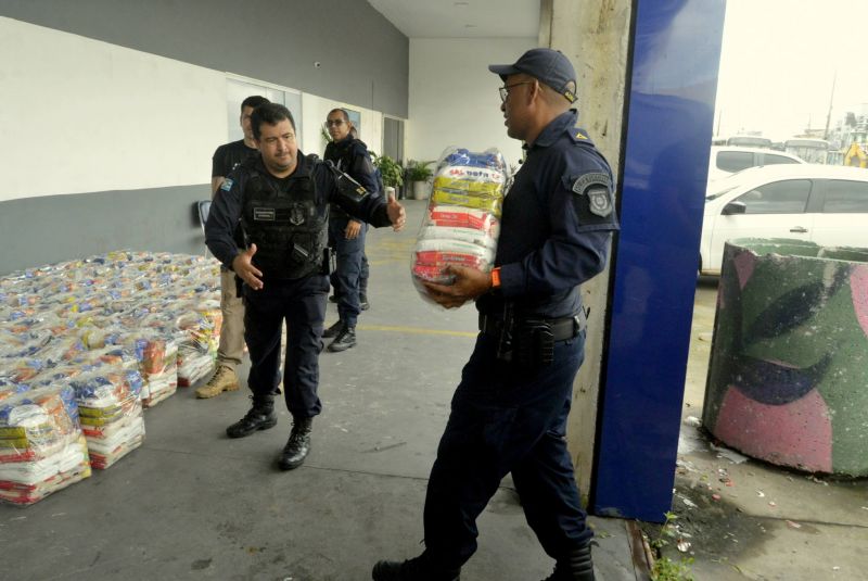 Entrega de apoio Alimentar nas áreas atingidas pelas chuvas