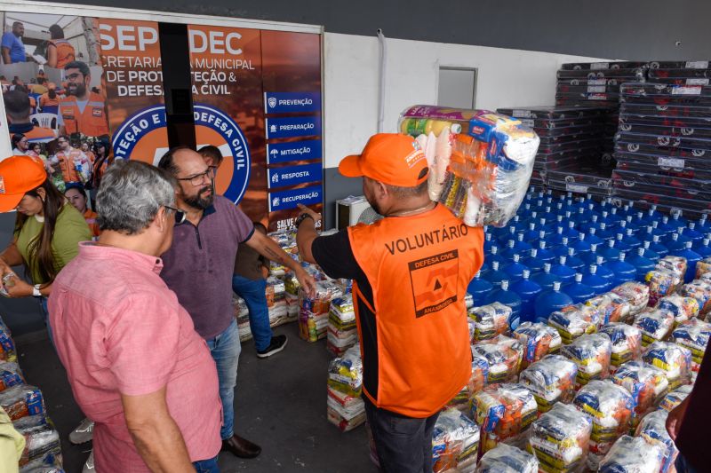 Apoio as famílias atingidas pelas chuvas