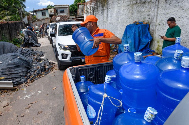 Apoio as famílias atingidas pelas chuvas