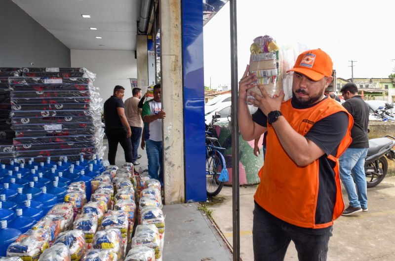 Apoio as famílias atingidas pelas chuvas