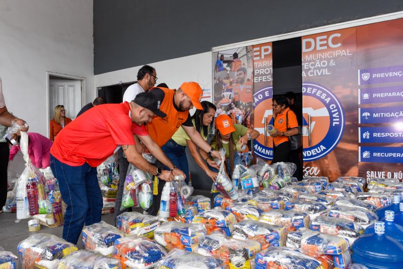 Apoio as famílias atingidas pelas chuvas
