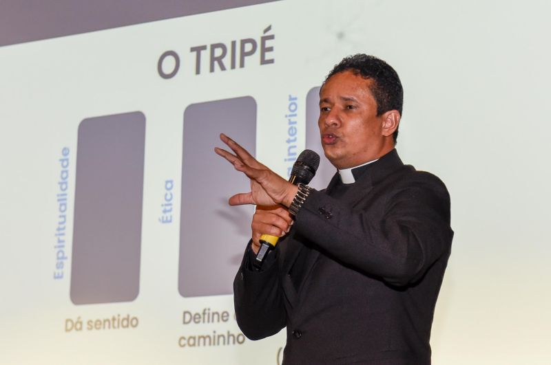 Congresso de Governança Interior no teatro de Ananindeua