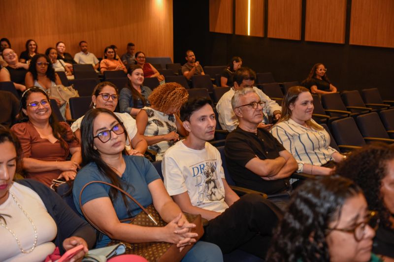 Congresso de Governança Interior no teatro de Ananindeua