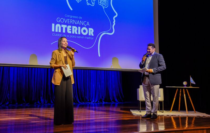 Congresso de Governança Interior no teatro de Ananindeua