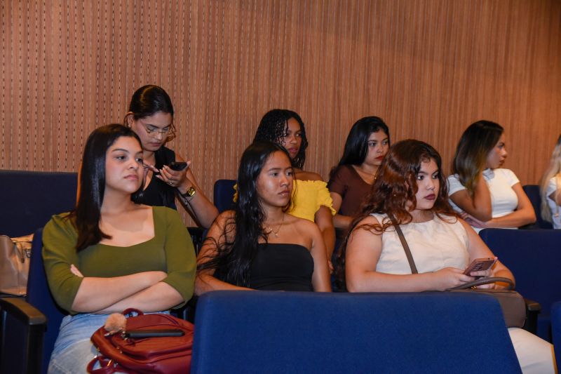 Cine clube APUI no Teatro de Ananindeua