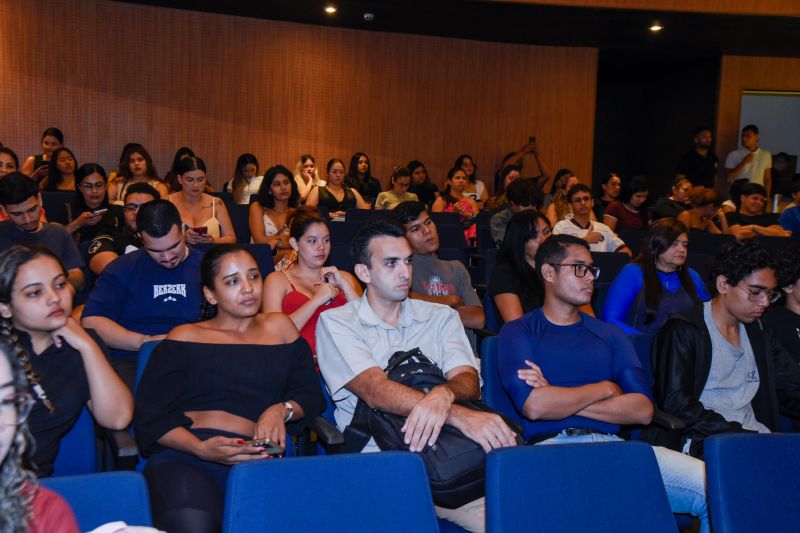 Cine clube APUI no Teatro de Ananindeua