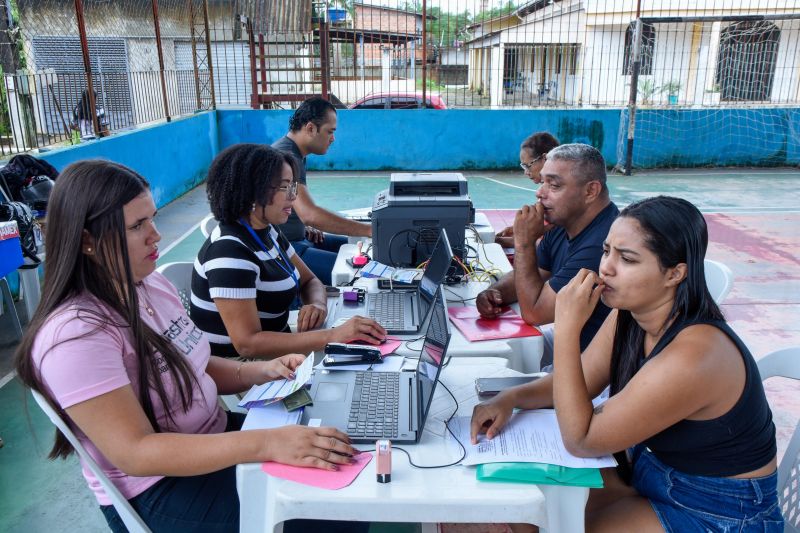 Ação Cadúnico para famílias atingidas na comunidade Jibóia Branca no 40Horas