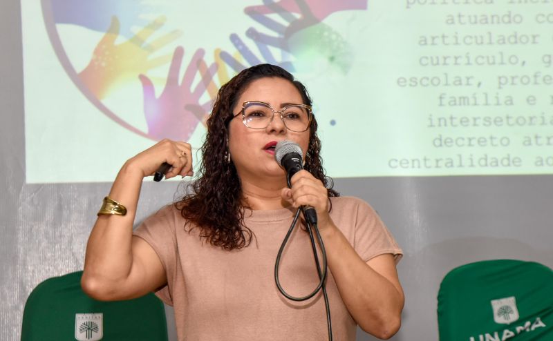 Entrega do premio amigo TEA ao CERTEA na Unama BR