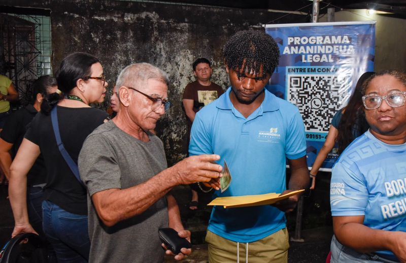 Entrega de Título de Propriedade na comunidade da Cacimba na Cidade Nova V