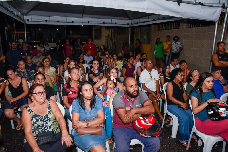 Entrega de Título de Propriedade na comunidade da Cacimba na Cidade Nova V