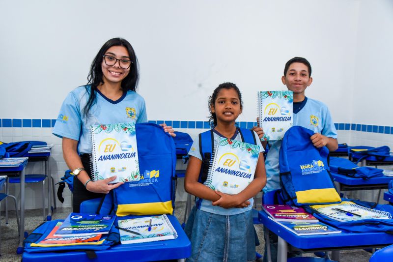 Entrega da revitalização e ampliação da EMEF Prof Yacta Rebêlo no Park Anne em Águas Lindas