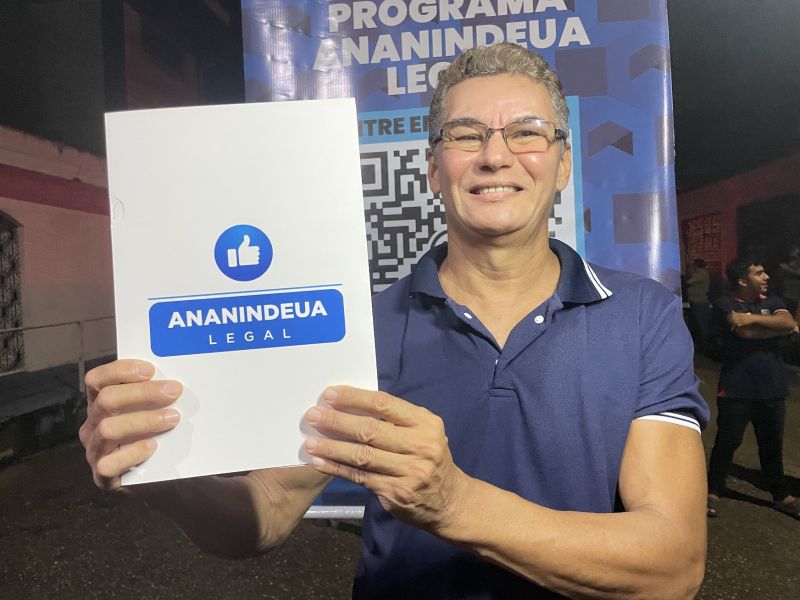 Entrega das Certidões de Registro de Imóveis na comunidade Falcolândia na Cidade Nova Vlll