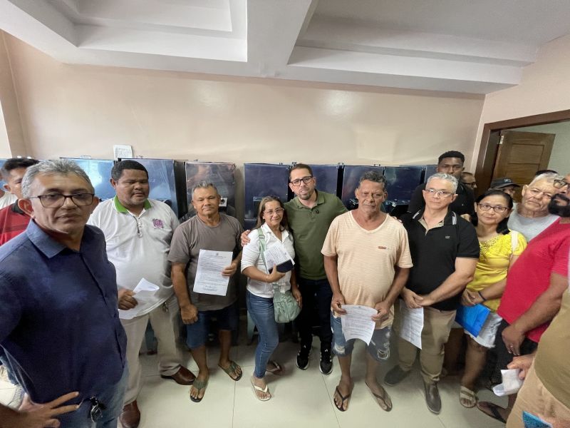 Entrega de tanque de branqueamento na Casa do Açaí