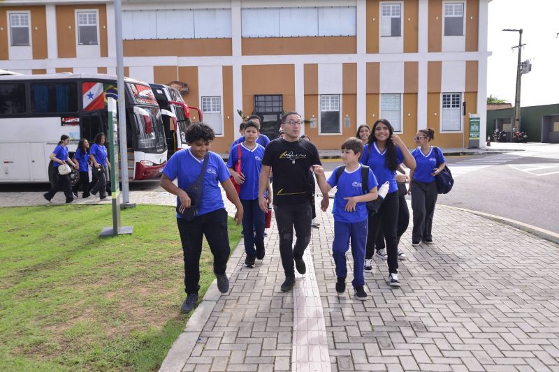 Visita guiada no Parque Cultural Vila Maguary