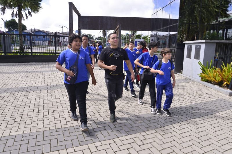 Visita guiada no Parque Cultural Vila Maguary