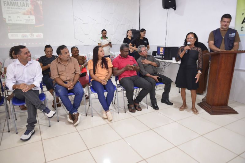 1° Seminário de Avicultura Familiar de Ananindeua na escola João Paulo Il