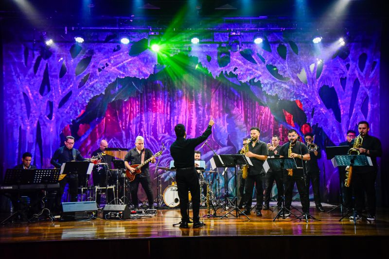 Especial de aniversário do parque com açaí Big Band no teatro Municipal de Ananindeua