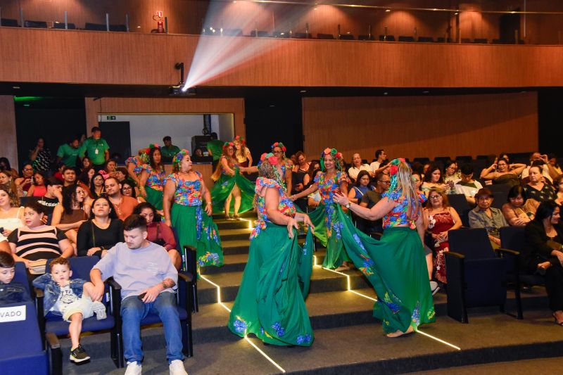 Especial de aniversário do parque com açaí Big Band no teatro Municipal de Ananindeua