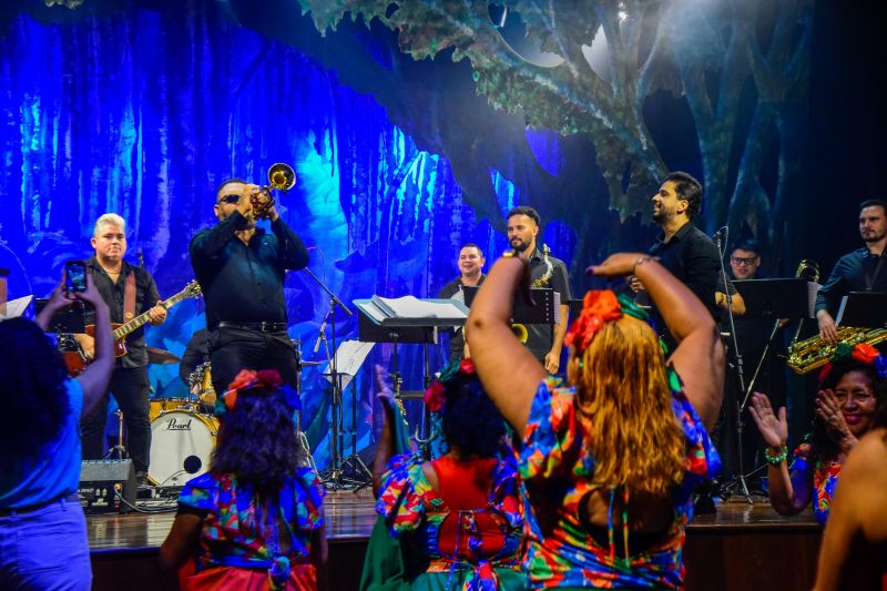 Especial de aniversário do parque com açaí Big Band no teatro Municipal de Ananindeua