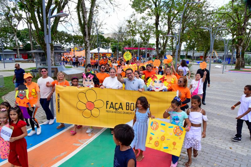 Ação Maio Laranja no complexo do Vlll
