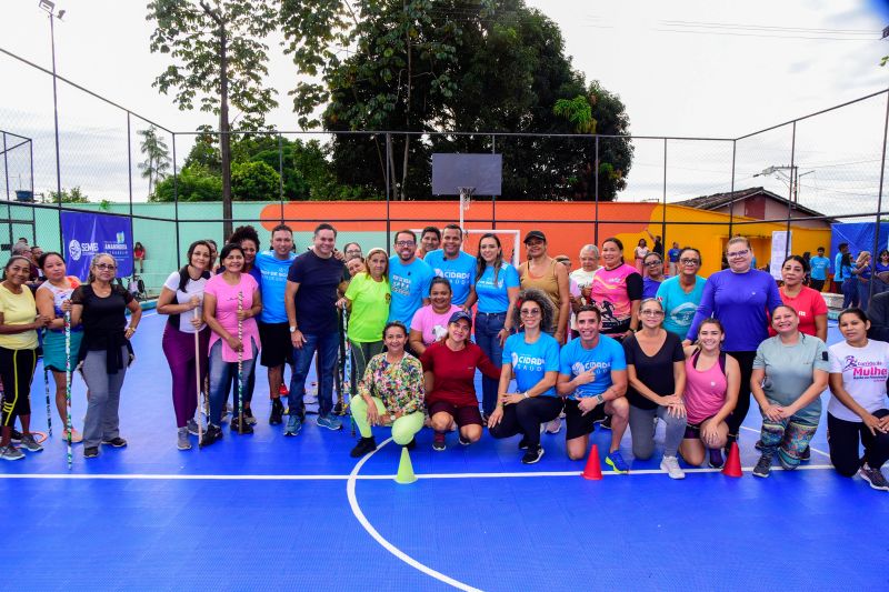 Entrega de material esportivos no Park Zona Sul