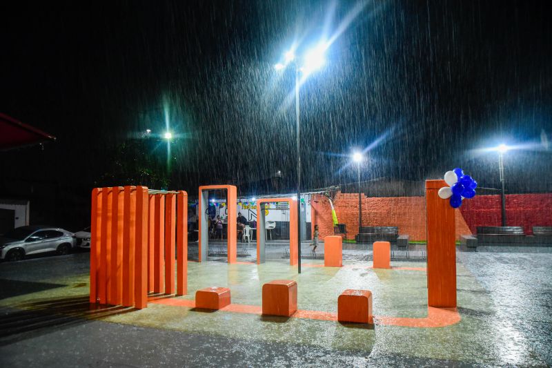 Inauguração da praça do conjunto Uirapuru no Icuí