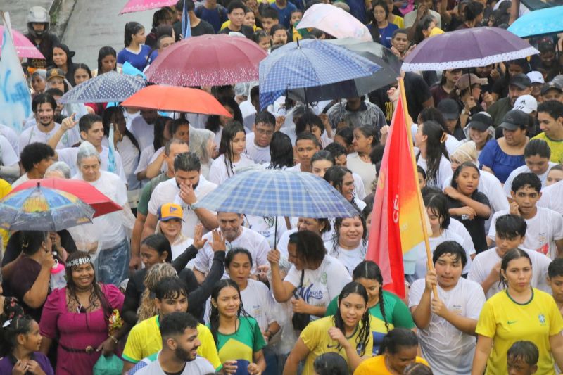 Marcha para Jesus da praça da Bíblia até Arterial 18