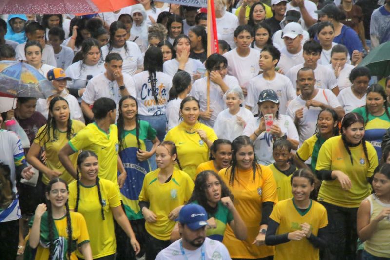 Marcha para Jesus da praça da Bíblia até Arterial 18
