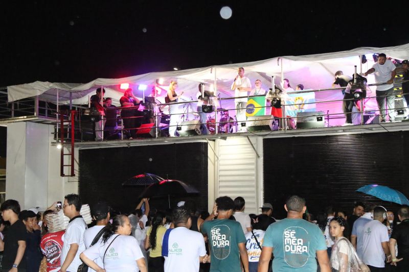 Marcha para Jesus da praça da Bíblia até Arterial 18