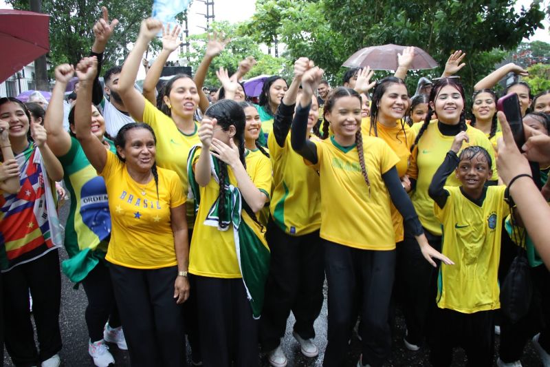 Marcha para Jesus da praça da Bíblia até Arterial 18