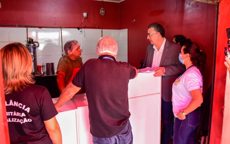 Ação MM nos pontos de açaí em Ananindeua