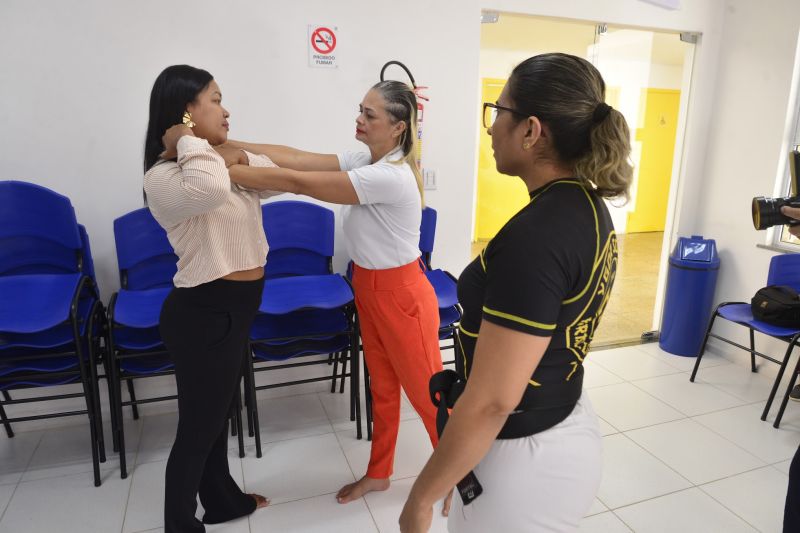 Curso de auto defesa para as mulheres assistidas na Casa da Mulher Brasileira