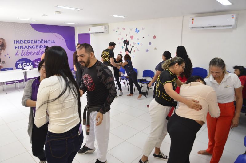 Curso de auto defesa para as mulheres assistidas na Casa da Mulher Brasileira