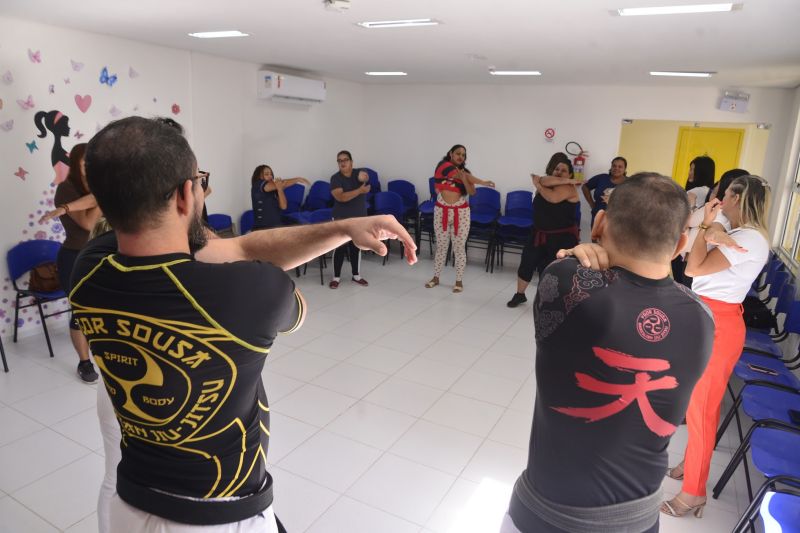 Curso de auto defesa para as mulheres assistidas na Casa da Mulher Brasileira
