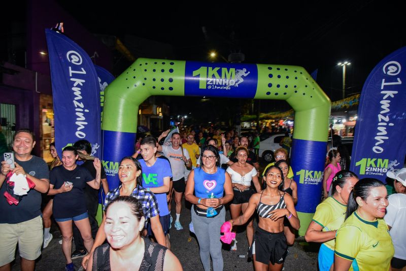 Corrida Circuito Night Run Ananin na Praça da Bíblia